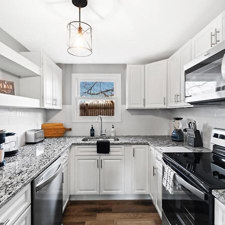 Lovely 3 Bedroom Colonial Home 미들타운 외부 사진
